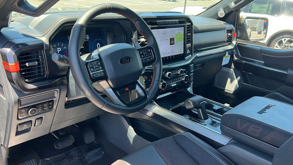 صورة مصغرة 12 لـ 2026 FORD F-150 RAPTOR
