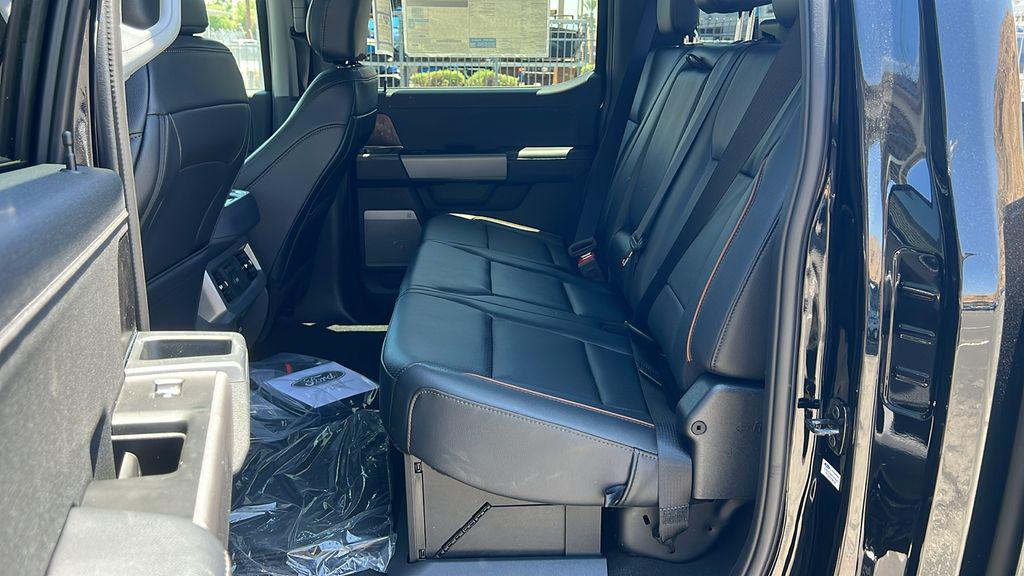 2026 FORD F-250 LARIAT 缩略图 11