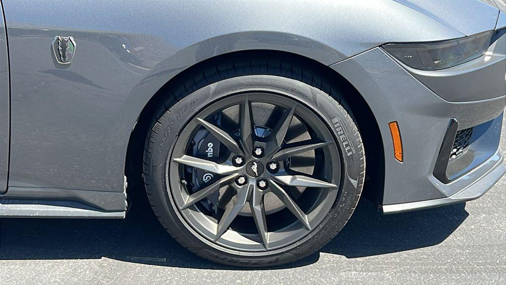 2025 FORD MUSTANG DARK HORSE FASTBACK 照片 8