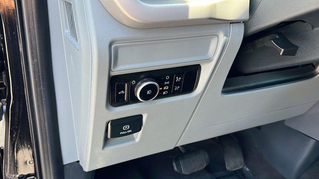 2023 FORD F-150 XLT 缩略图 12