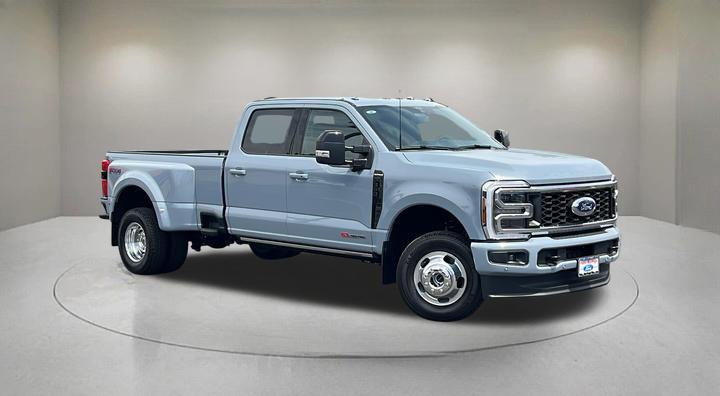 New 2026 Ford F-350 Platinum