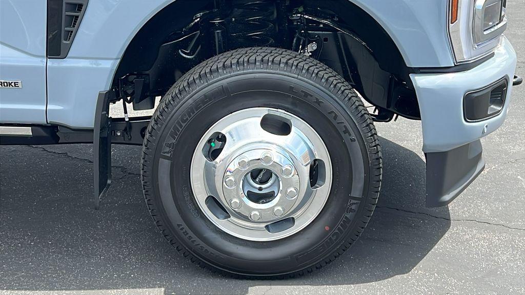 2026 FORD F-350 PLATINUM 照片 8