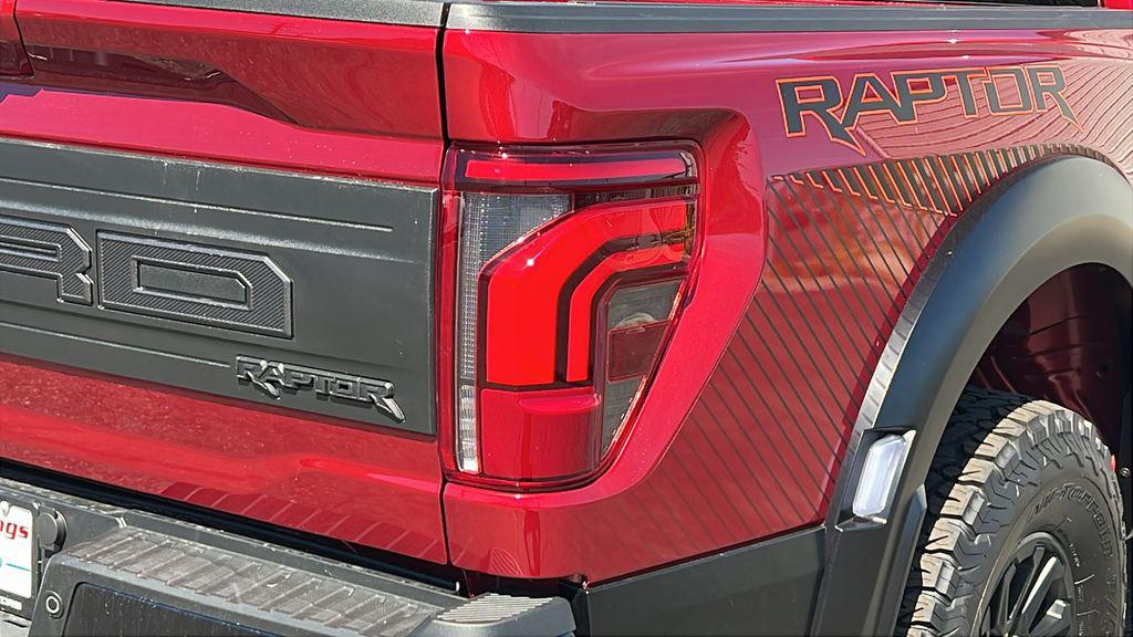 FORD F-150 RAPTOR - 7