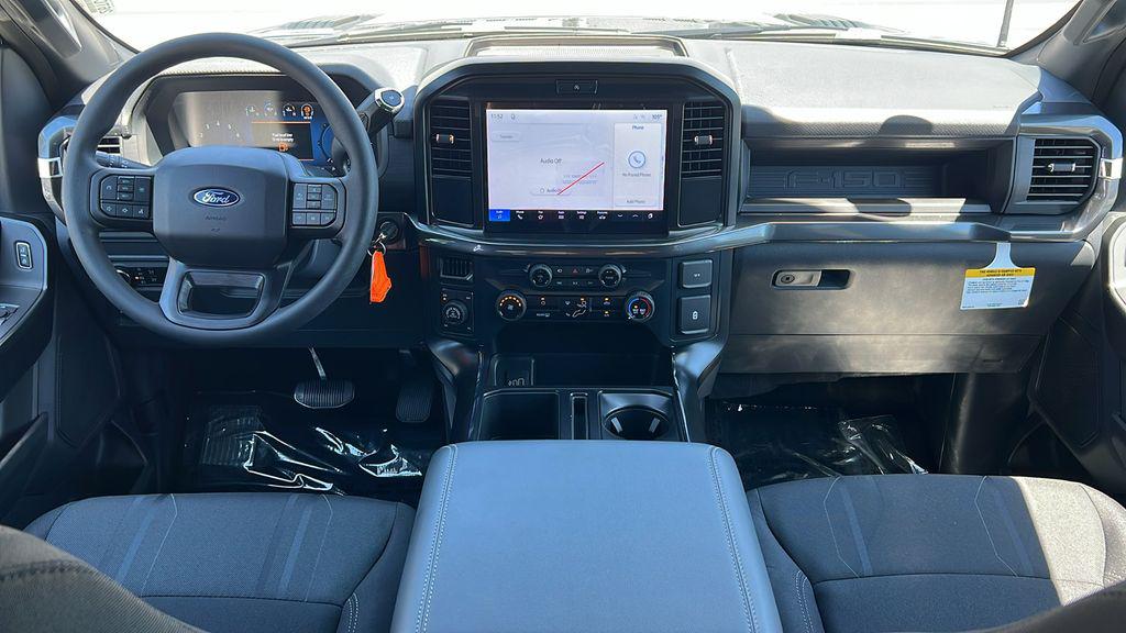 FORD F-150 STX - 8