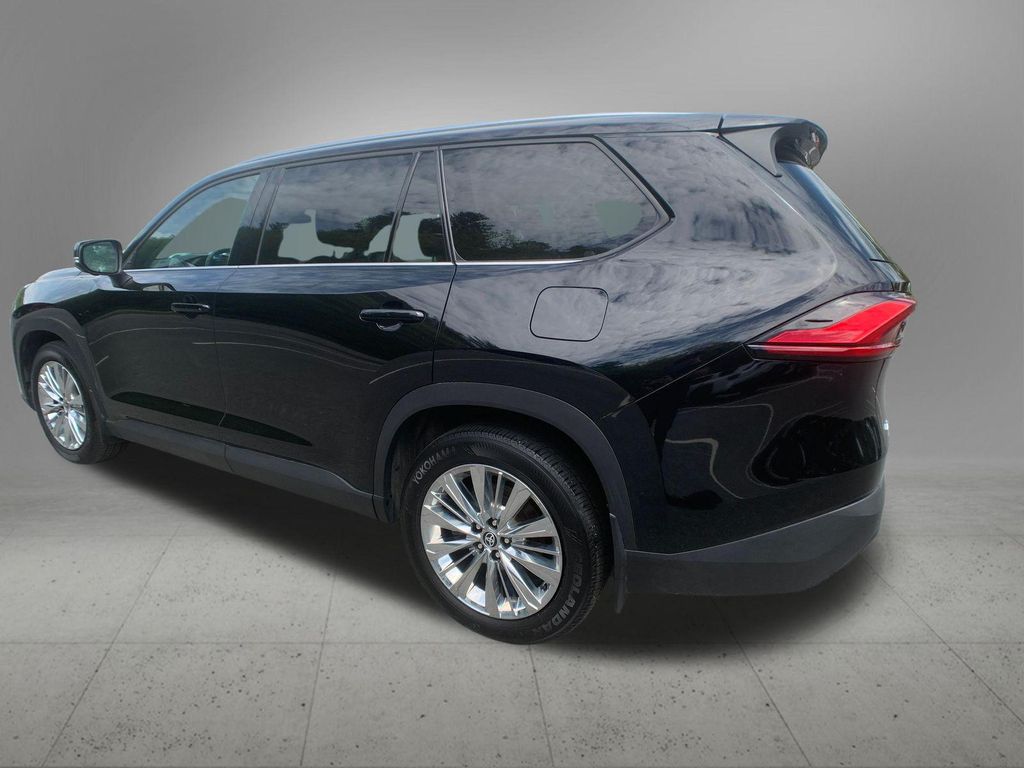 صورة 3 لـ 2024 Toyota GRAND HIGHLANDER PLATINUM