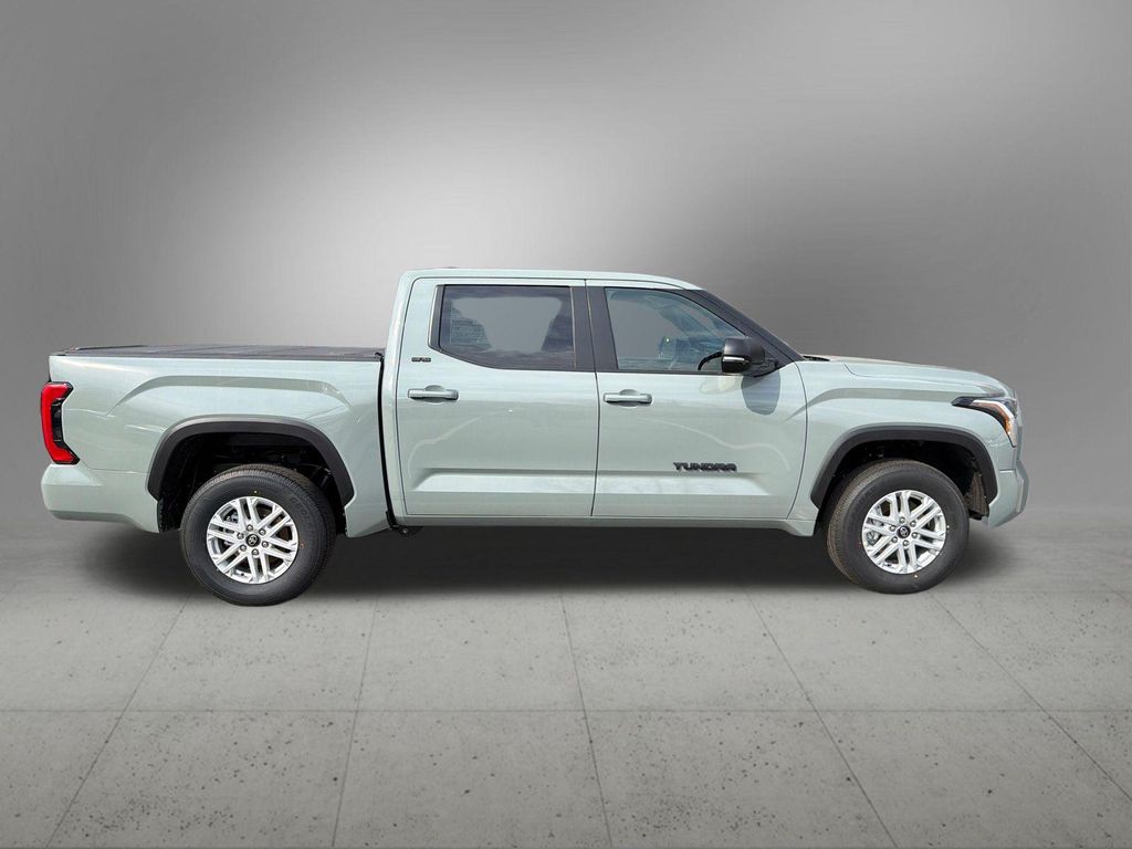 TOYOTA TUNDRA - 6