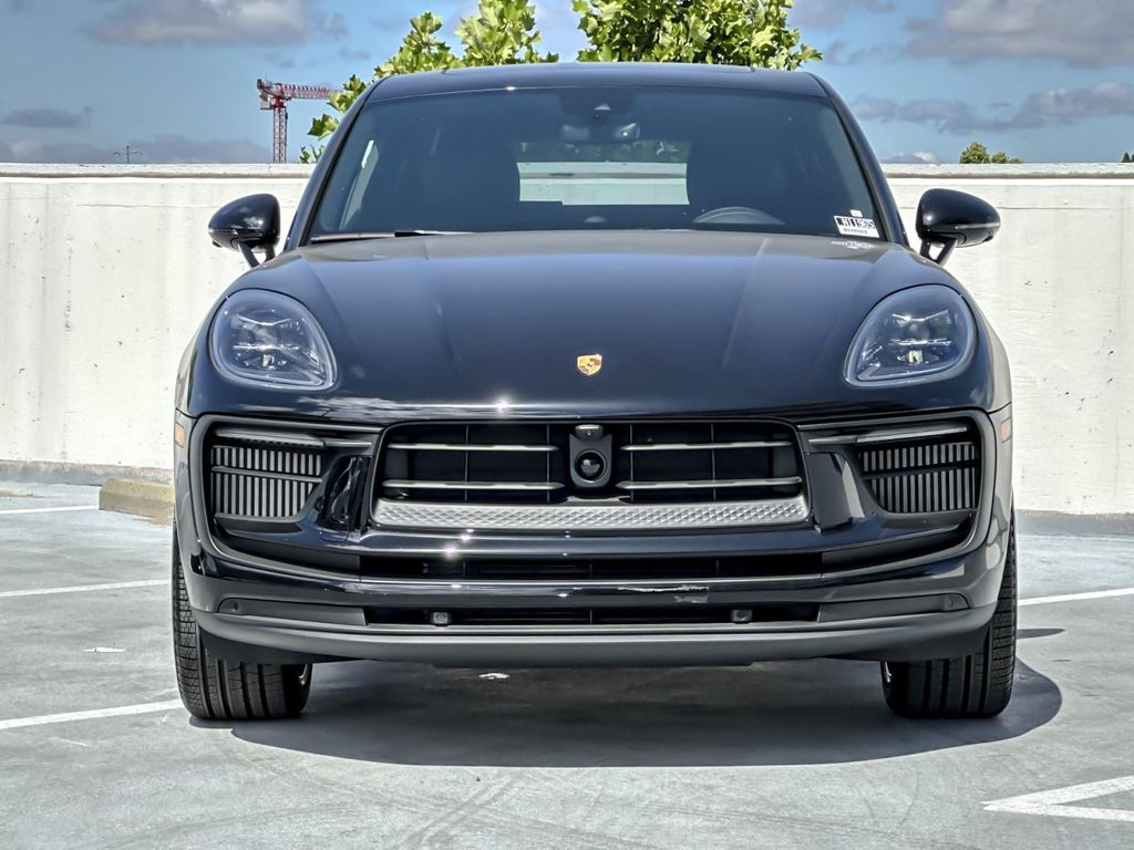 2026 Porsche MACAN — миниатюра 11