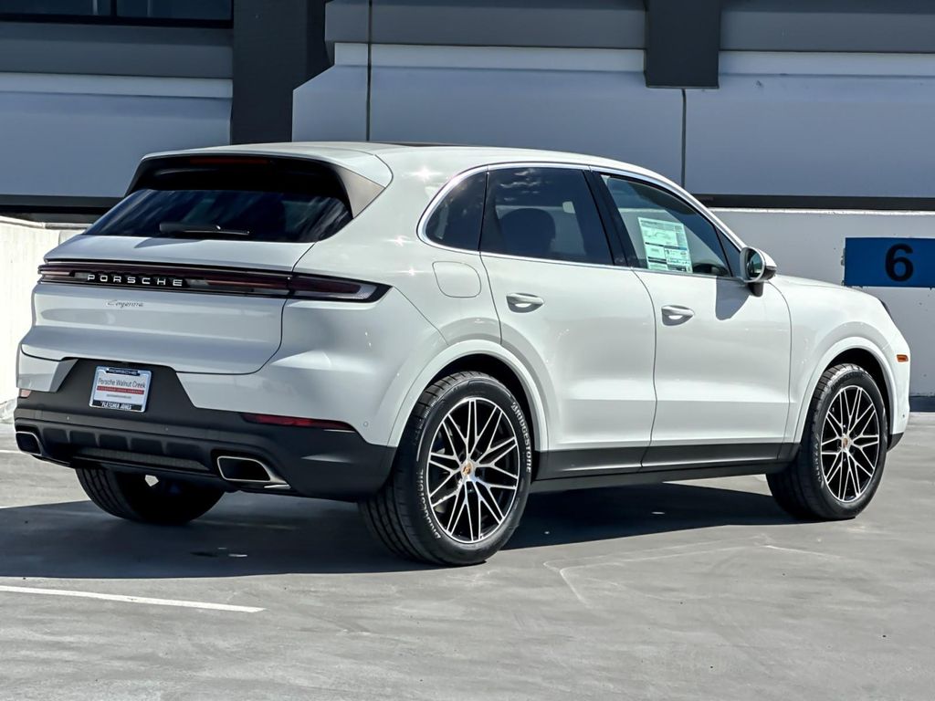 PORSCHE CAYENNE - 8