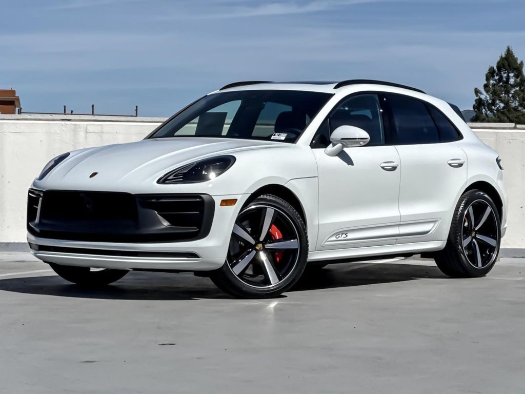 New 2026 Porsche Macan Macan GTS