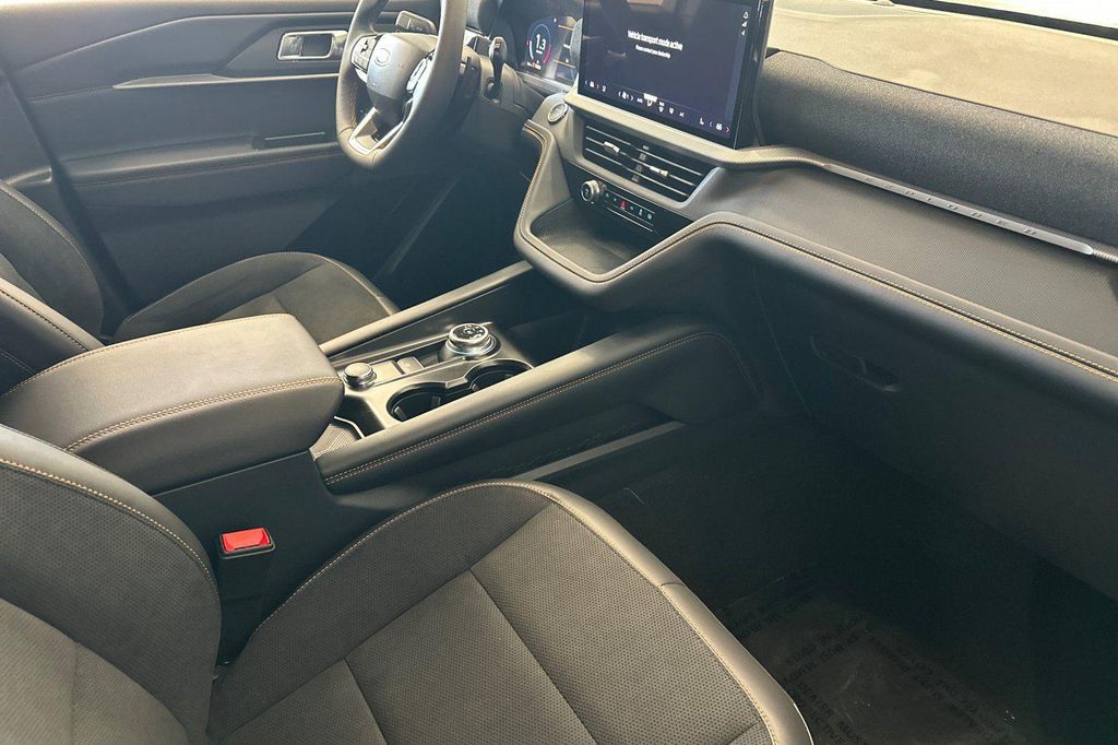 2026 FORD EXPLORER TREMOR — миниатюра 18