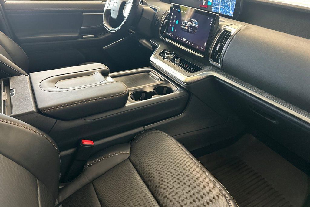 2025 FORD EXPEDITION TREMOR thumbnail 18