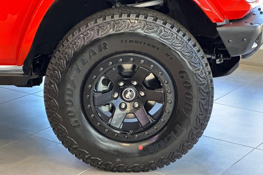 صورة مصغرة 32 لـ 2026 FORD BRONCO STROPPE EDITION
