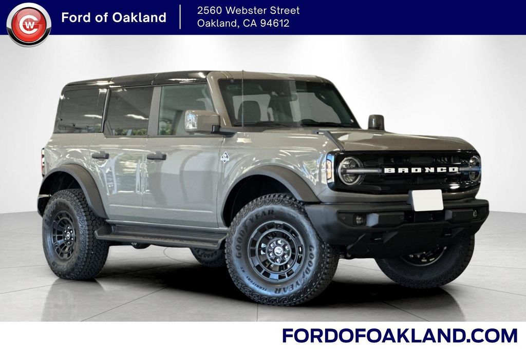 New 2026 Ford Bronco Outer Banks