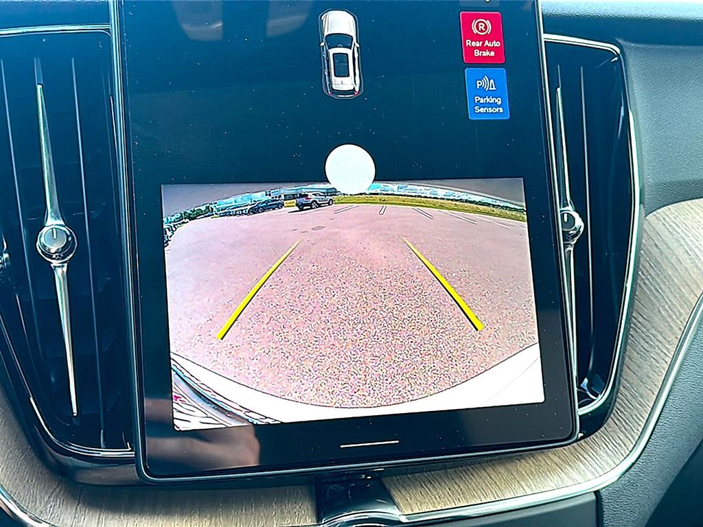 صورة مصغرة 23 لـ 2026 Volvo XC60 B5 CORE