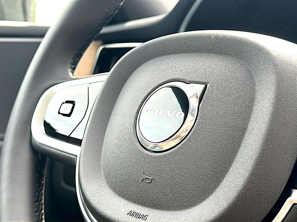 2026 Volvo XC60 B5 PLUS 缩略图 21