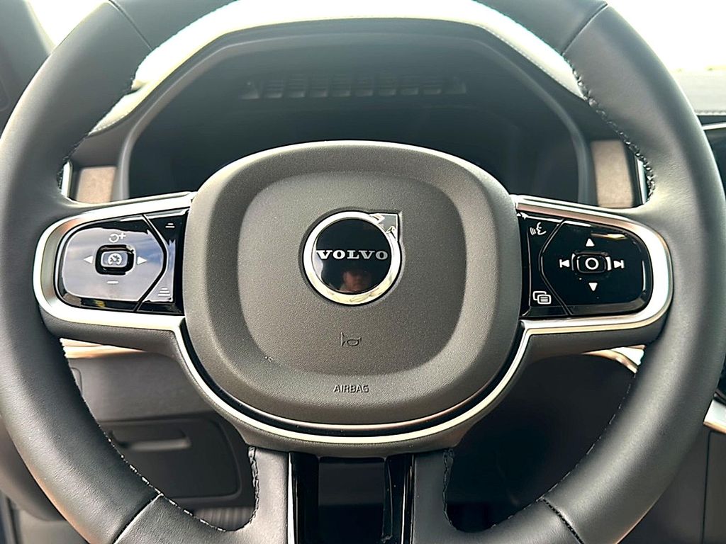 2026 Volvo XC90 B6 PLUS 7-SEATER — миниатюра 18