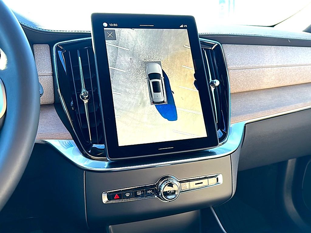 صورة مصغرة 23 لـ 2026 Volvo XC90 PLUS, B6 AWD GAS (MILD HYBRID), GASOLINE, BRI