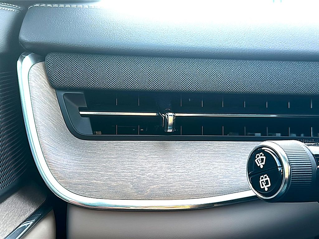 2026 Volvo EX90 PLUS, SINGLE MOTOR, FULLY ELECTRIC, 7 SEATS — миниатюра 27