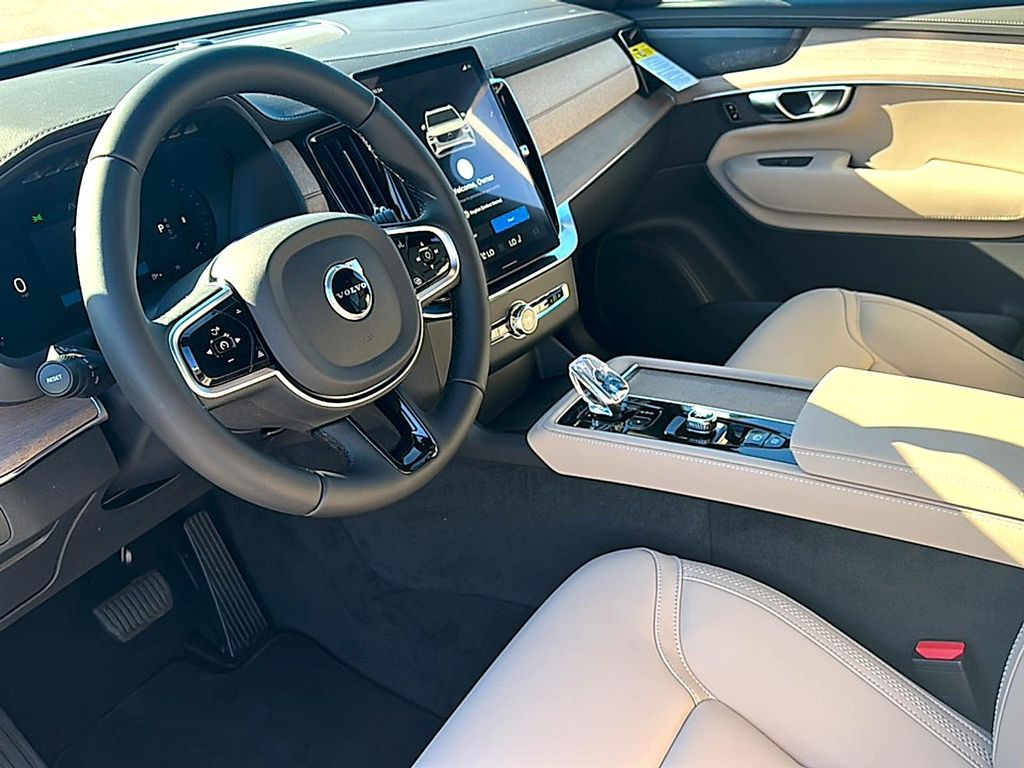 2026 Volvo XC90 PLUS, B6 AWD GAS (MILD HYBRID), GASOLINE, BRI — фото 9