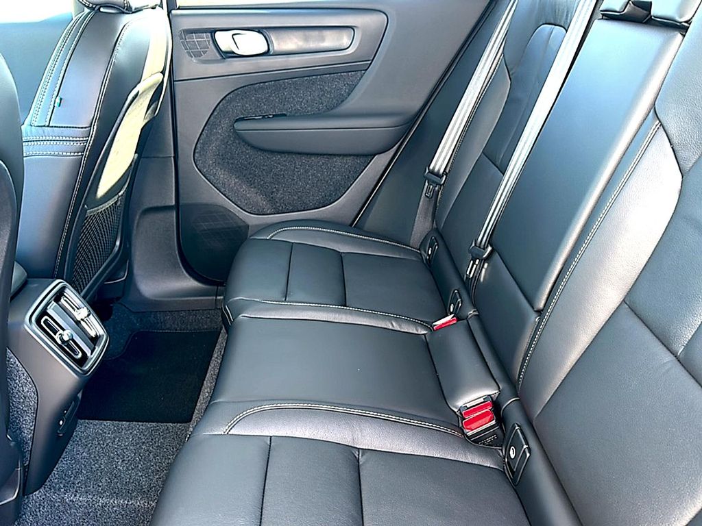 2026 Volvo XC40 B5 PLUS 缩略图 15