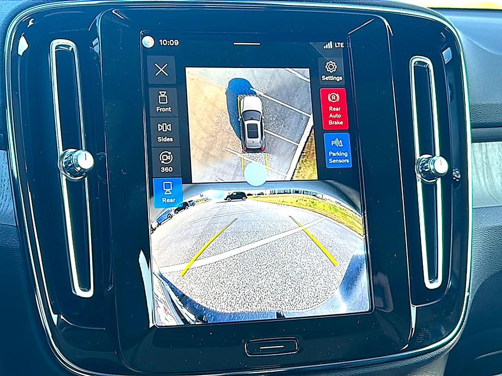 2026 Volvo XC40 B5 PLUS 缩略图 22
