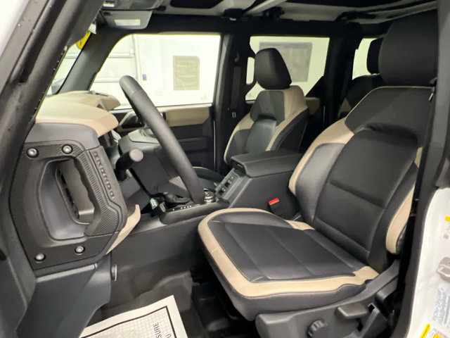 FORD BRONCO - 10