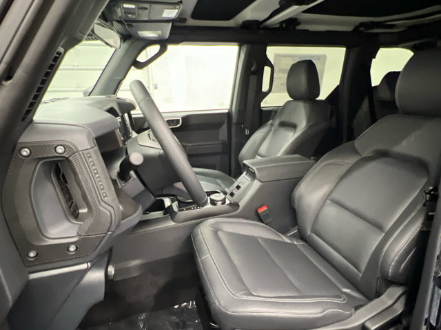 FORD BRONCO - 10