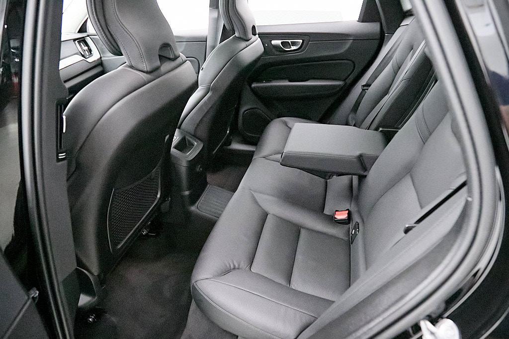 2025 Volvo XC60 PLUG-IN HYBRID PLUS, T8 AWD ELECTRIC/GASOLINE 缩略图 22