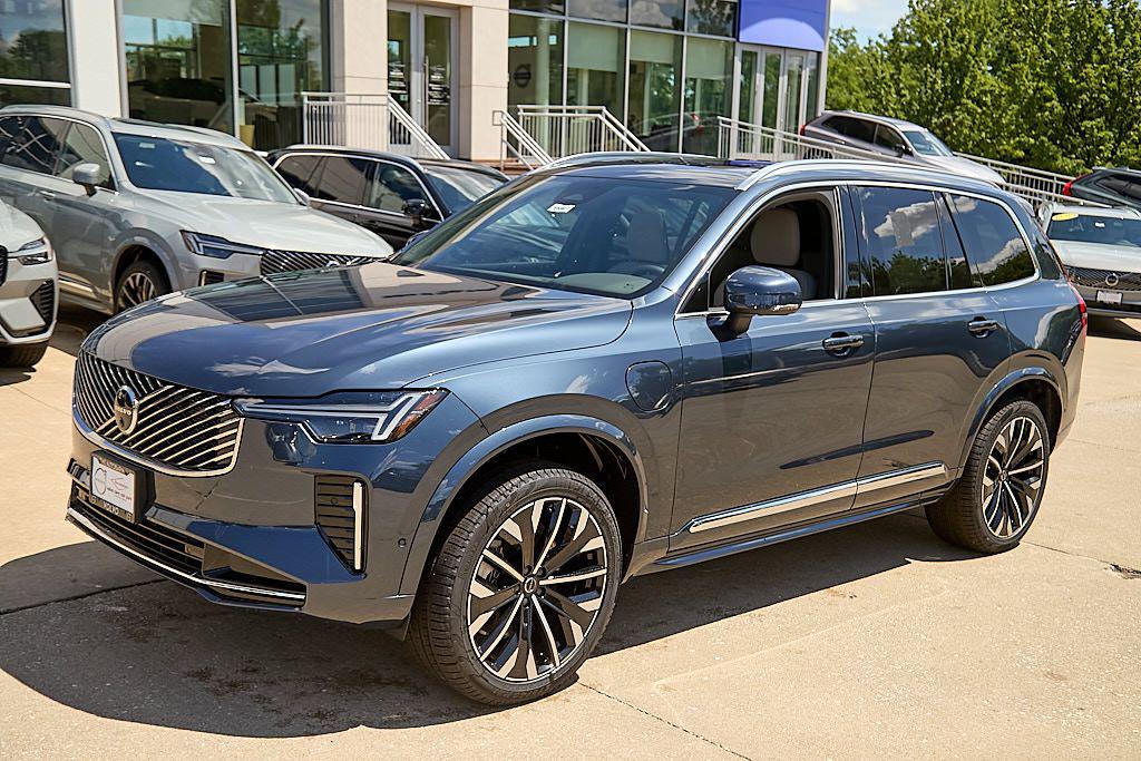 2026 Volvo XC90 PLUG-IN HYBRID PLUS, T8 AWD, ELECTRIC/GASOLIN — фото 7