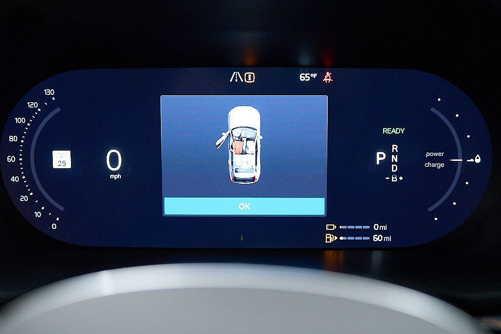 2026 Volvo XC60 PLUG-IN HYBRID ULTRA, T8 AWD ELECTRIC/GASOLIN — миниатюра 32