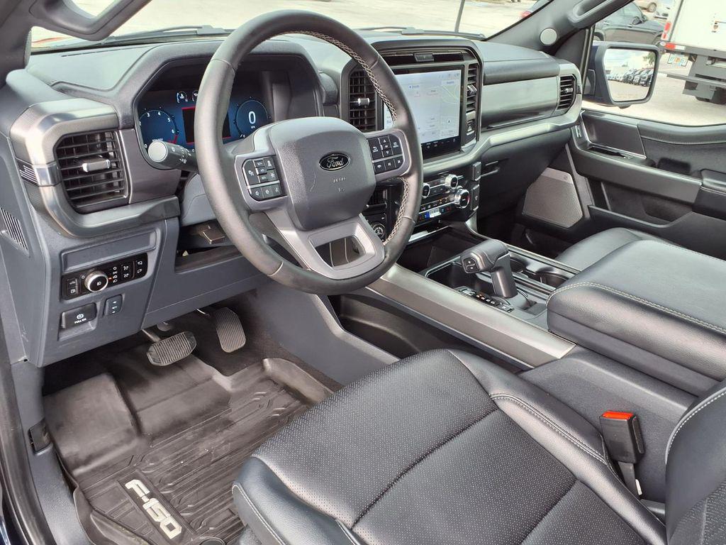 2025 FORD F-150 LARIAT 缩略图 24