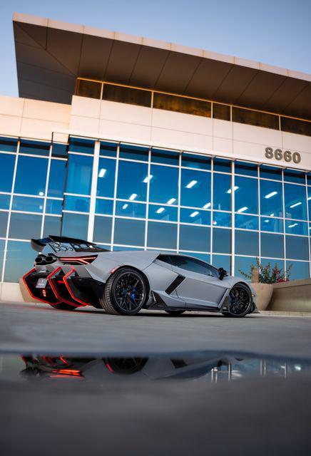 2024 Lamborghini REVUELTO BASE — миниатюра 32