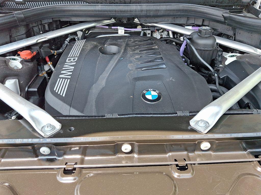 صورة مصغرة 32 لـ 2026 BMW X7 XDRIVE40I