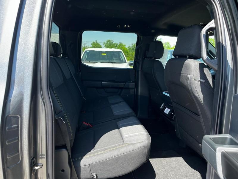FORD F-150 STX - 4
