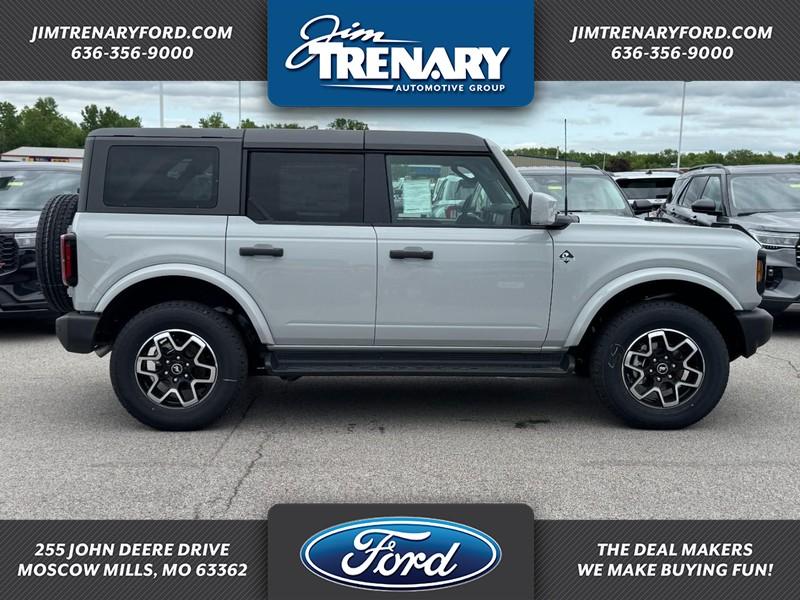 New 2026 Ford Bronco Outer Banks