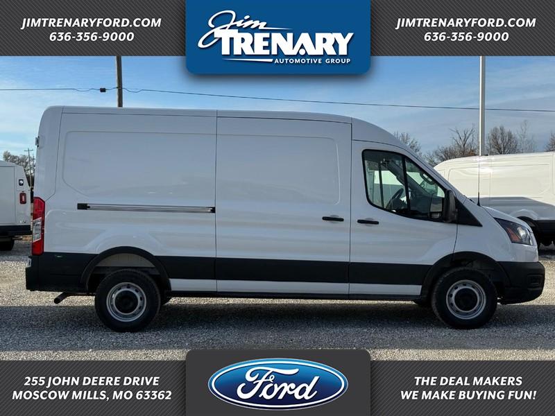 New 2026 Ford Transit-250 148 WB Medium Roof Cargo