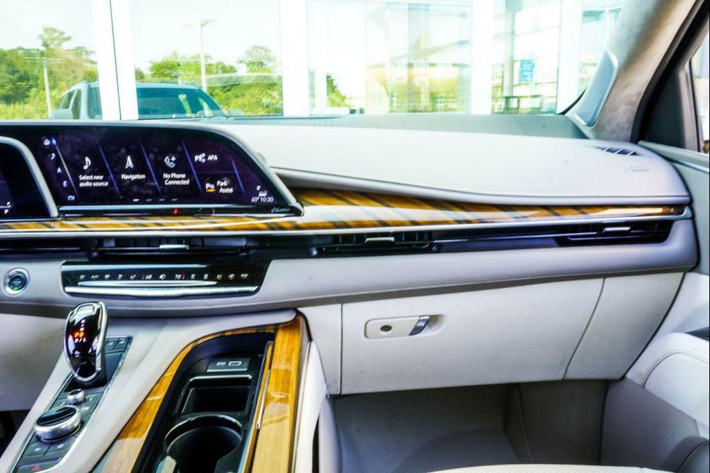 2024 Cadillac ESCALADE ESV SPORT PLATINUM 缩略图 16
