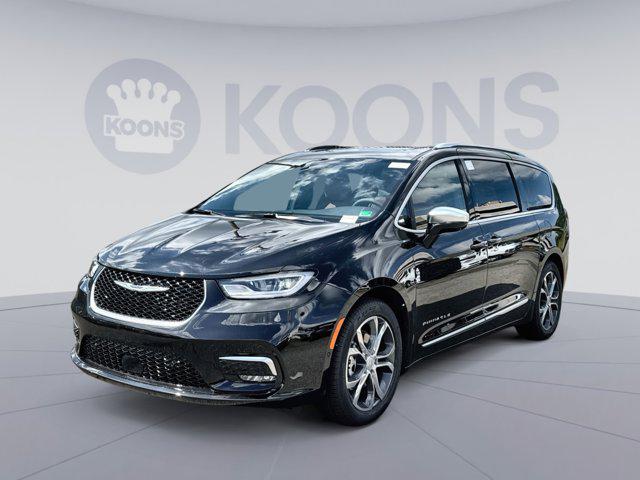 New 2026 Chrysler Pacifica L