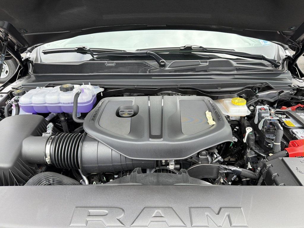 صورة مصغرة 24 لـ 2026 RAM 1500 EXPRESS