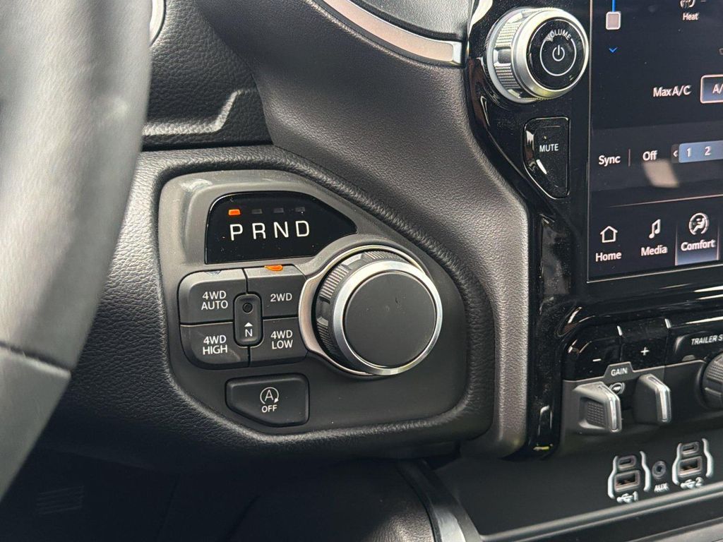 2026 RAM 1500 BIG HORN/LONE STAR — миниатюра 19