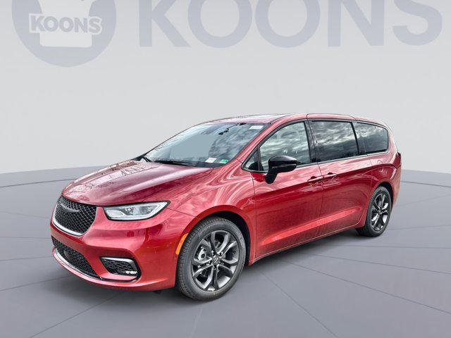 New 2026 Chrysler Pacifica L