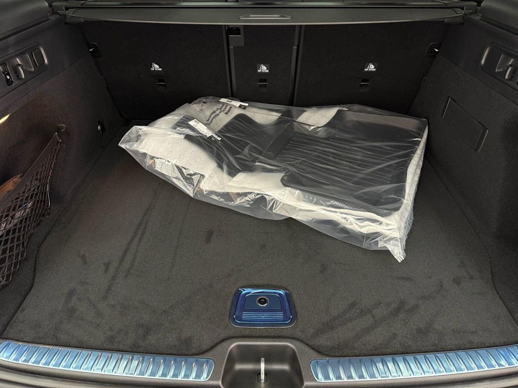 2026 Mercedes-BENZ GLC 缩略图 21