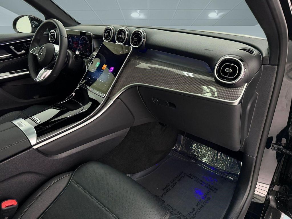 2026 Mercedes-BENZ GLC 缩略图 22