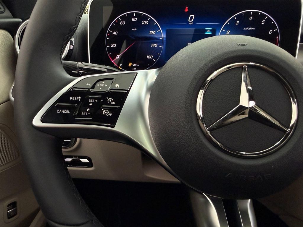 2026 Mercedes-BENZ C-CLASS 缩略图 13