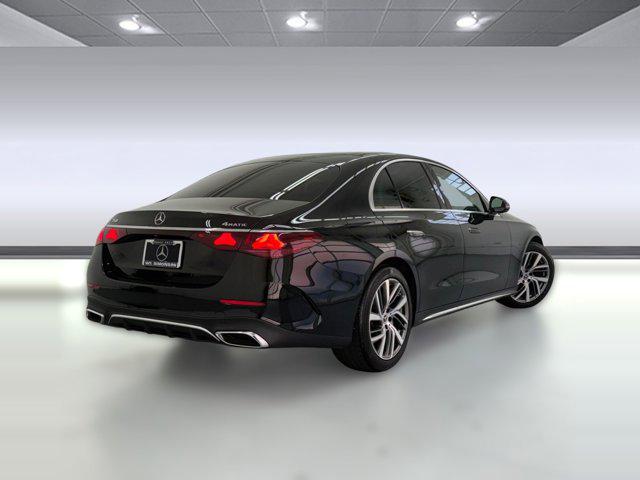 MERCEDES-BENZ E-CLASS - 8