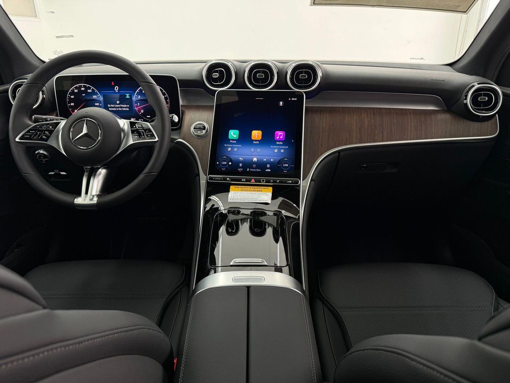 2026 Mercedes-BENZ GLC — миниатюра 14