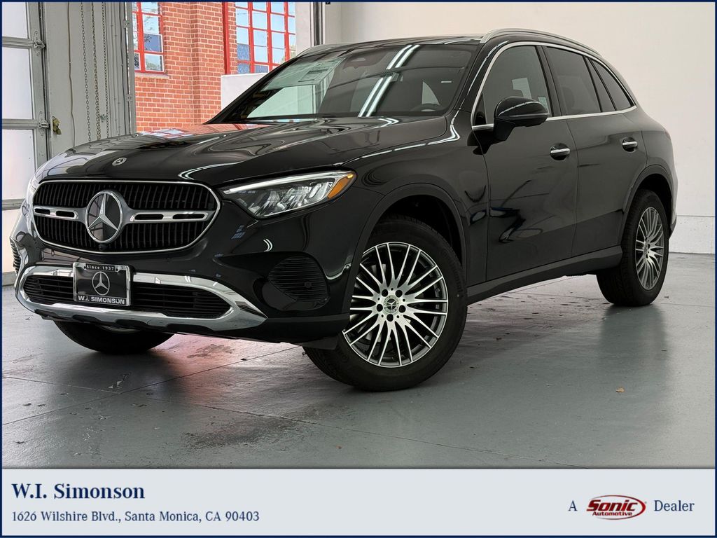 New 2026 Mercedes-Benz GLC 300 4MATIC