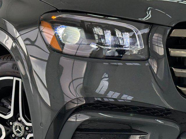 MERCEDES-BENZ GLS - 10