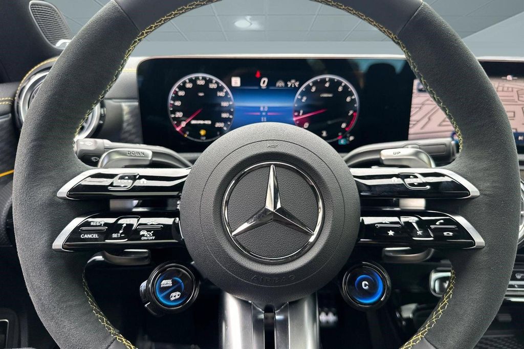 صورة 10 لـ 2026 Mercedes-BENZ OTHERS