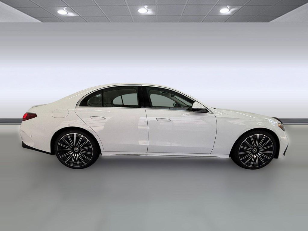 2026 Mercedes-BENZ E-CLASS 照片 7